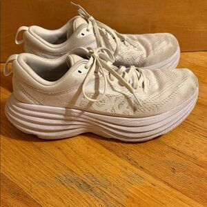 Hoka Women's Athletic Shoes Bondi 8 size US (7B)